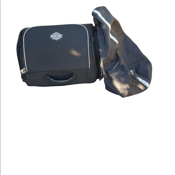 Harley Davidson Tail Bag and Rain Cover - Picture 2 of 16